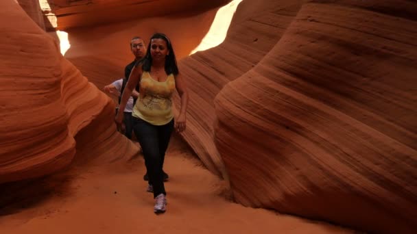 Antelope Canyon Turistas Slot Canyon Arizona Tilt Southwest Estados Unidos — Vídeos de Stock