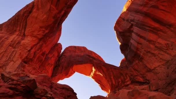 Park Narodowy Arches Tilt Double Arch Zachód Słońca Utah Southwest — Wideo stockowe