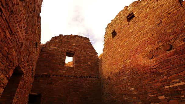 Chaco Kultur Nationaler Historischer Park Zeitraffer Pueblo Bonito Indianerruinen Sonnenuntergang — Stockvideo
