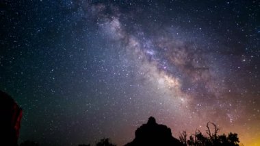 Sedona Samanyolu Galaksisi 08 Bell Rock Zaman Hızı Yıldızları 4K