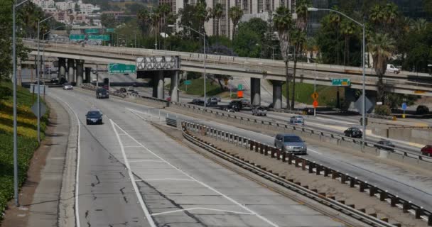 Snelwegverkeer Los Angeles Binnenstad — Stockvideo