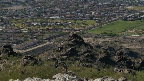 South Mountain Park Tan Phoenix Downtown Dobbins Arizona Bakıyor — Stok video