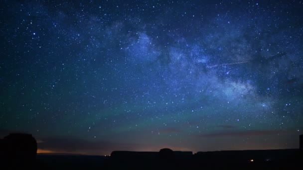 Monument Valley Milchstraße Galaxie Pan Zeitraffer Sterne Navajo Nation Arizona — Stockvideo