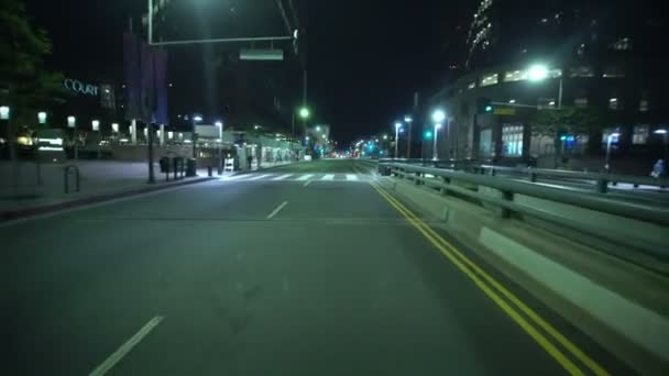 Rijplaten Los Angeles Downtown Grand Ave Night Set Rear View — Stockvideo