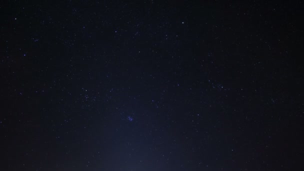 星と銀河の冬 Northern Skyアストロフォトグラフィー タイム ラプス — ストック動画