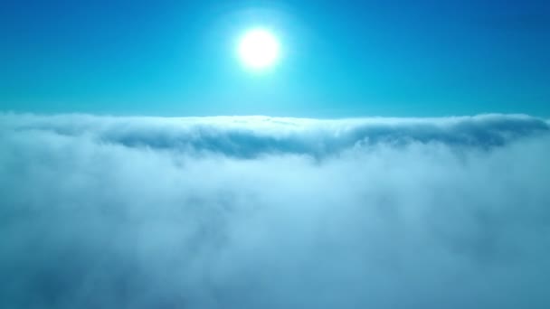 Cielo Blu Sopra Nuvole Celesti Colpo Aereo Strato Marino Scendere — Video Stock