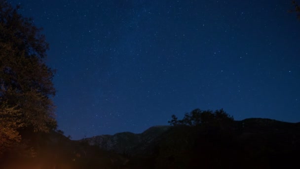 洛杉矶森林上方的星空加州塞利普山 — 图库视频影像