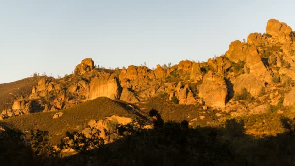 Pinnacles National Park Sunset Time Lapse Chaparral Trailhead California — 비디오