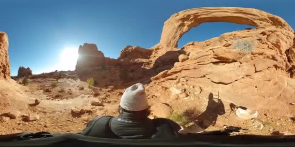 360 Arches National Park Utah Hiking South Window Arch Southwest — Stock Video