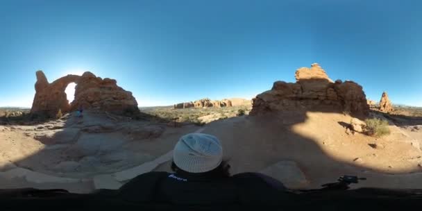 360 Arches Nationalpark Utah Vandringstorn Till Windows Sektion Sydvästra Usa — Stockvideo