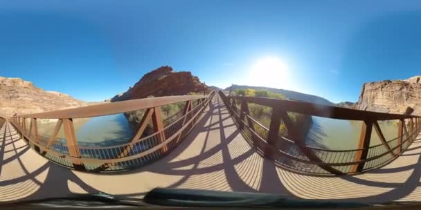 360 Colorado River Bridge Lions Park Moab Utah Southbound Souththwest — стоковое видео