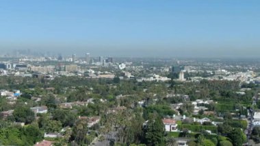 Los Angeles Şehir Merkezi 'nden Beverly Hills Hava Kuvvetleri Sağa Çekim