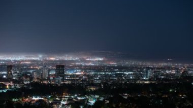 Batı Los Angeles 'tan South Bay' e Skyline Gece Kenti Zaman Dönemi