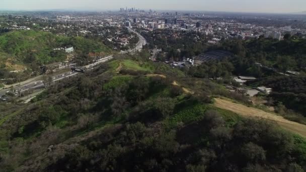 Los Angeles Desde Hollywood Hills Aerial Shot Forward Tilt — Vídeos de Stock