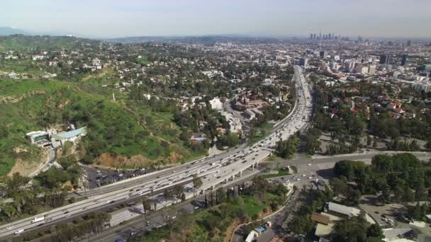 Λος Άντζελες Από Hollywood Hills Aerial Shot Περιστροφή Αριστερά — Αρχείο Βίντεο