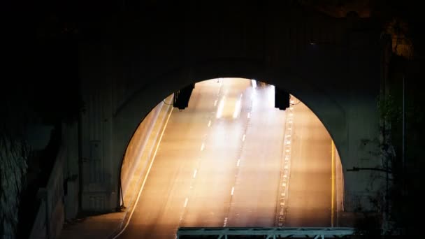 Los Angeles 110 Motorvägstunnel Entré Trafik Natt Tid Förflutit — Stockvideo
