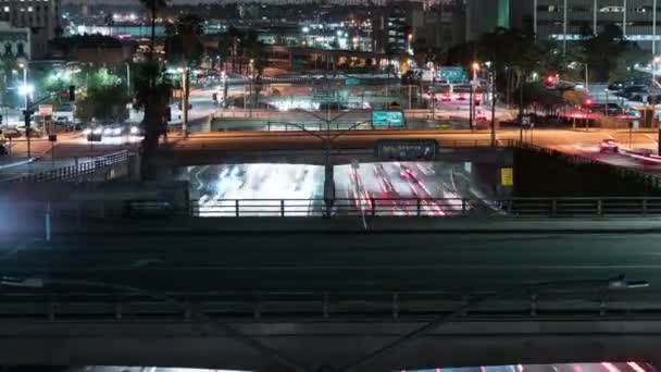Autopista Los Angeles 101 Broadway Telefoto Noche Tráfico Tiempo Lapso — Vídeo de stock