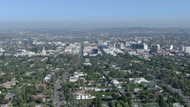 Beverly Hills Downtown Aerial Shot Tracking Right — Stock Video