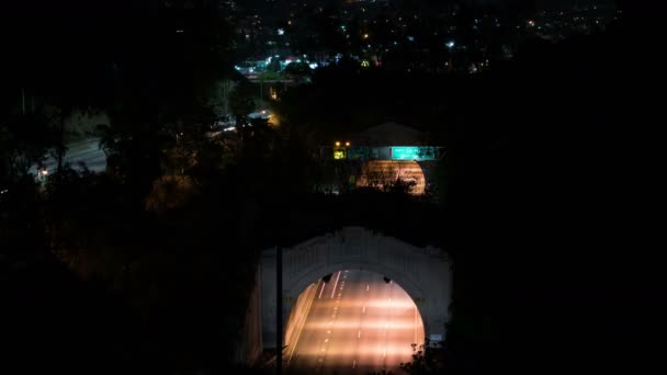 Los Angeles 110 Freeway Túnel Duplo Elysian Park Night Time — Vídeo de Stock
