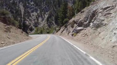 Angeles Crest Otoyolu Yazı 5 Islip Eğerli Grassy Hollow 13 Ön Manzara Sürücü Plakası Angeles Ulusal Ormanı ABD