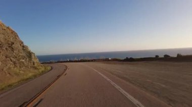 Big Sur Pasifik Sahil Otoyolu 4 McWay Falls 'dan Big Creek Köprüsü 09 Front View Çok Kameralı California plakalı ABD