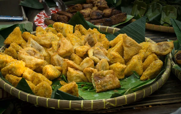 Традиционная Индонезийская Кухня Азиатская Кулинарная Таху Баксо Пекалонган Центральная Ява — стоковое фото