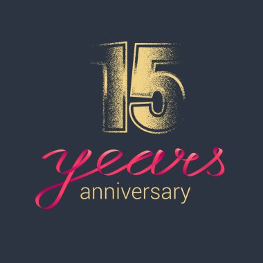 15. yıl dönümü vektör simgesi, logo. 15. yıldönümü dekorasyonu için altın simli grafiksel tasarım ögesi