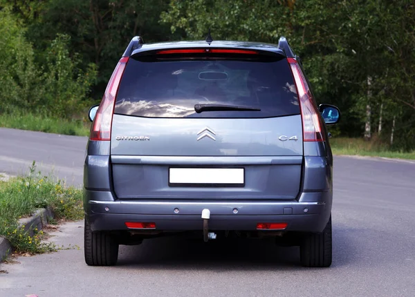 Belarús Minsk Octubre 2019 Citroen Picasso Exclusivo Estacionado Estacionamiento Bosque — Foto de Stock