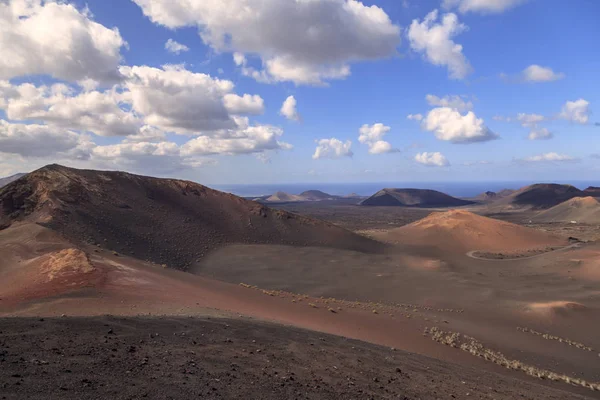 Volkanik manzara Timanfaya üzerinde. Lanzarote. Kanarya Adaları. İspanya, 