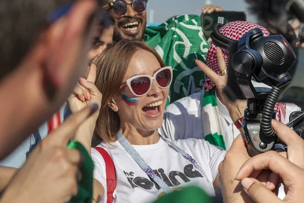 Rostov-On-Don, Rusya Federasyonu - 20 Haziran 2018: FIFA Dünya Kupası 2018 ev sahibi şehir Rostov-on-Don Rostov Arena, Suudi Arabistan hayranları editoryal yerleştirin.