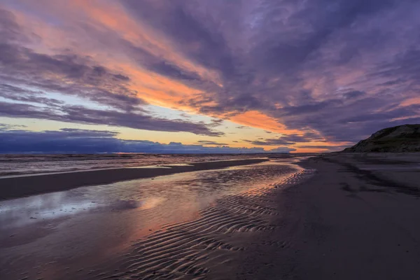 Renkli Deniz Günbatımı Turuncu Mor Boya Ile — Stok fotoğraf