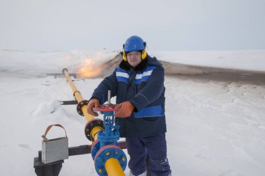 Operatör teknoloji uzmanı, üretim gaz, gaz kuyuları teknoloji modu hakkında.