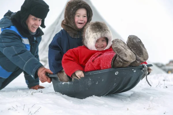 Resident Tundra Indigenous Residents Far North Tundra Open Area Children — Stock Photo, Image