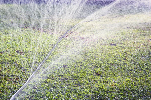 Watering Grass Park Sprinkler System Watering Grass Park Splash Water — Stock Photo, Image