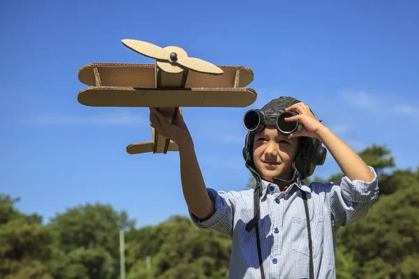 Έννοια Του Όνειρο Είναι Γίνει Πιλότος Αγόρι Μορφή Της Ένα — Φωτογραφία Αρχείου