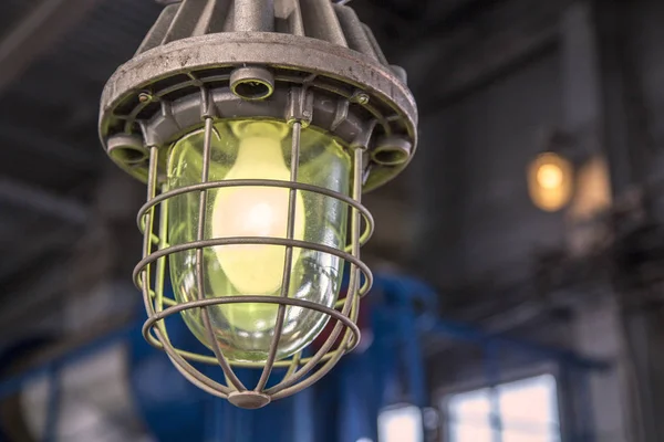 Explosionssäker lampa, för belysning industriföretag — Stockfoto