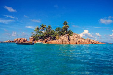 Güzel deniz manzarası. Beach Source d 'Argent-Seyşeller.