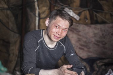 Yamal'ın çok kuzeyinde, tundra, mera nord reindeers, closeup liman