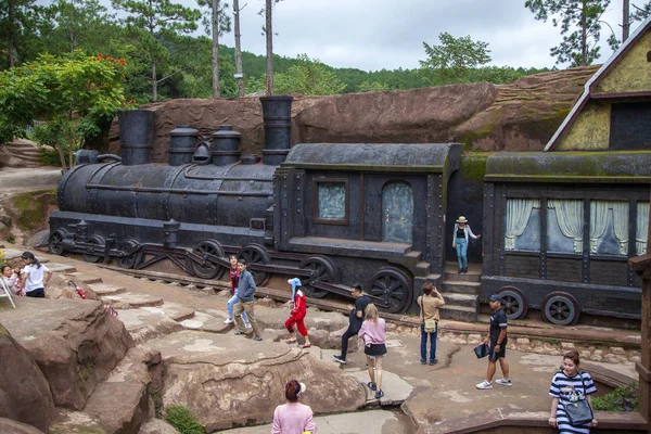 Tunnel Clay Park en la ciudad Dalat en Vietnam — Foto de Stock