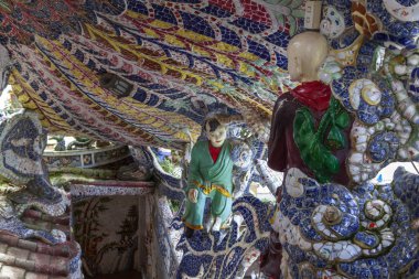 Linh Phuoc Pagoda, Da Lat, Vietnam'da. Dalat'ın ünlü simgesi, Budist porselen cam tapınağı.