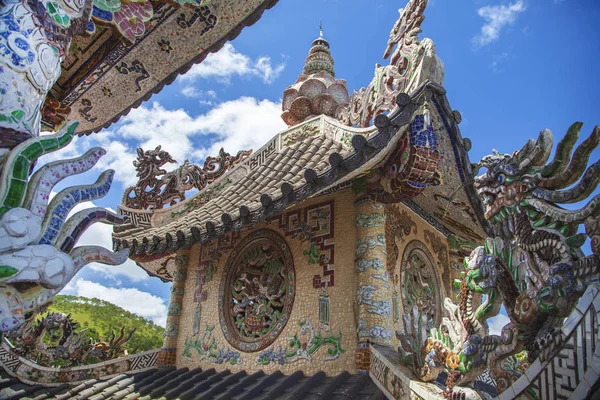 Linh Phuoc Pagode Lat Vietnam Dalats Berühmtes Wahrzeichen Buddhistischer Porzellanglastempel — Stockfoto