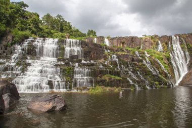  Dalat, Lamdong Eyaleti, Pongur şelalesi, Vietnam