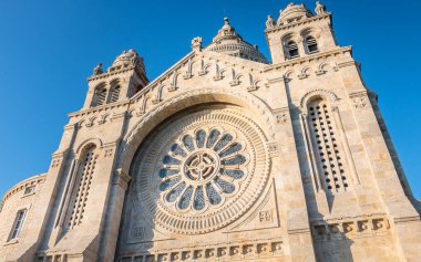 Mimari detay Santa Luzia Bazilikası Viana do Castelo Kuzey Portekiz'de bir bahar gününde