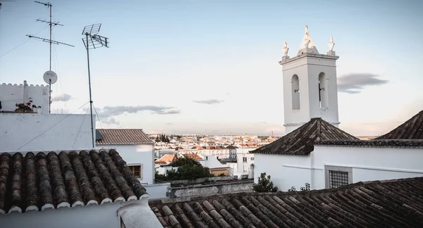 Detalle arquitectónico de la Iglesia de Santa Maria do Castelo en —  Fotos de Stock