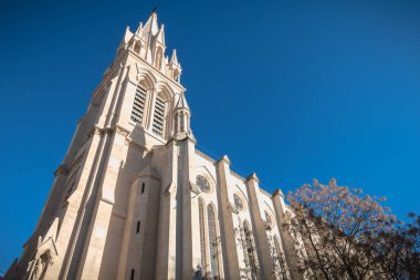 Montpell Neo Gotik kilise Saint anne mimari detay