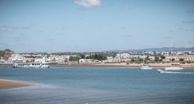 Ria Formosa Natural Park 'ın lagunların görünümü yakın por