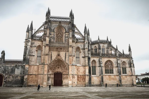 Detalle arquitectónico del Monasterio de Santa Maria da Vitoria — Foto de Stock