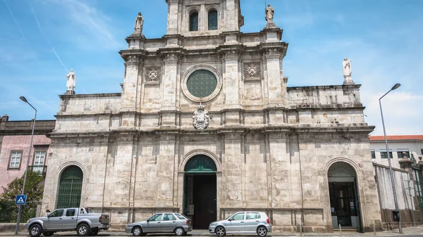 Braga tarihi şehir merkezinde Carmo kilise, Portekiz — Stok fotoğraf