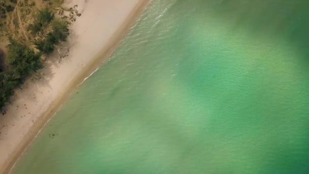 Acqua Mare Cristallina Spiaggia Sabbiosa Sul Paradiso Spiaggia Paesaggio Aereo — Video Stock