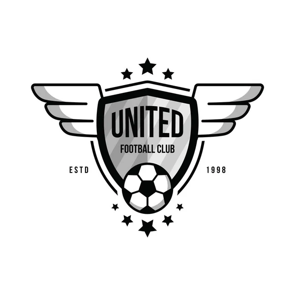 Logotipo da equipe de futebol com uma bola e asas no fundo branco. Distintivo para a equipa de futebol. Bola, estrelas, asas, escudo, relvado verde. Arte vetorial . — Vetor de Stock